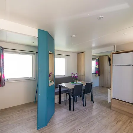 Mobil-home Pmr Avec Terrasse A - Api-1-52-1012 *